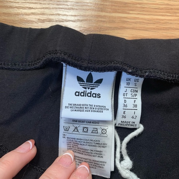 Adidas women’s pants size S - Picture 2 of 3